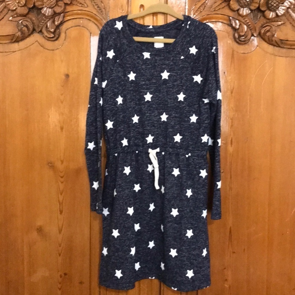 Gap Kids long sleeved dress featuring white stars
